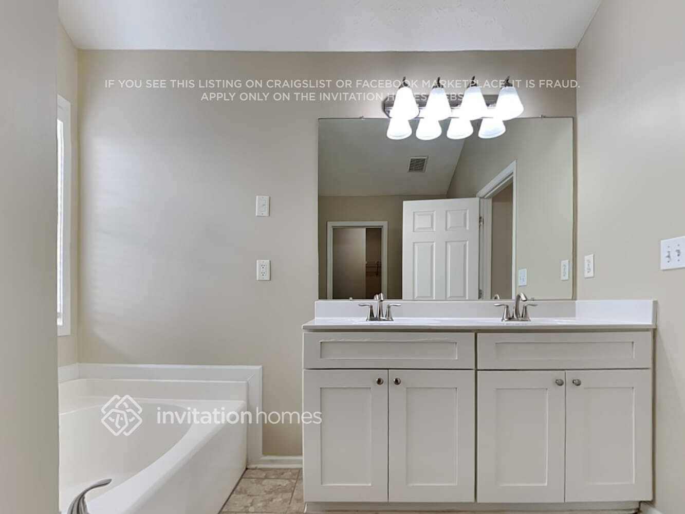 Building Photo - 640 Oak Vista Ct