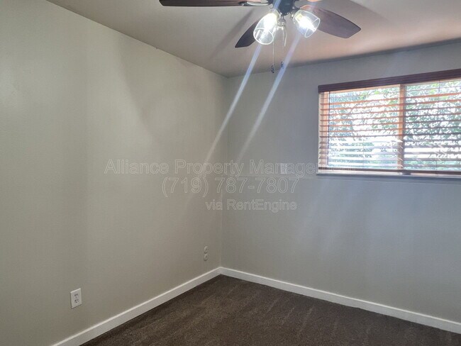 Building Photo - 514 Catalina Dr