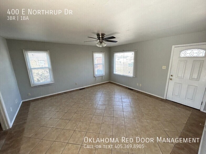 Building Photo - 400 E Northrup Dr