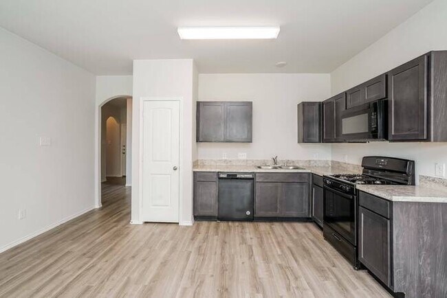 Building Photo - Cypresswood Landing -5034 Giant Sequoia Wa...