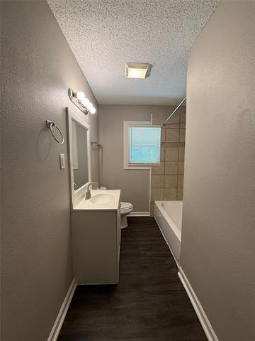 Building Photo - 1715 W Elm St