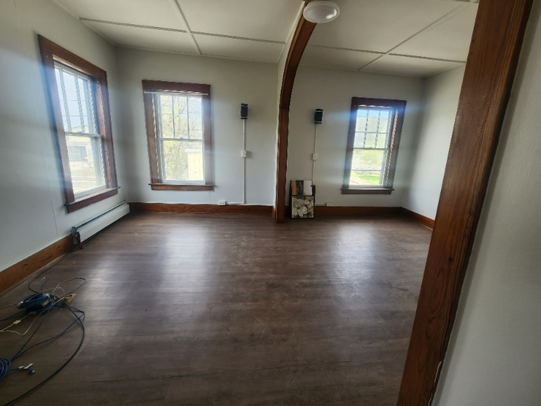 Building Photo - 4 Blackwell St