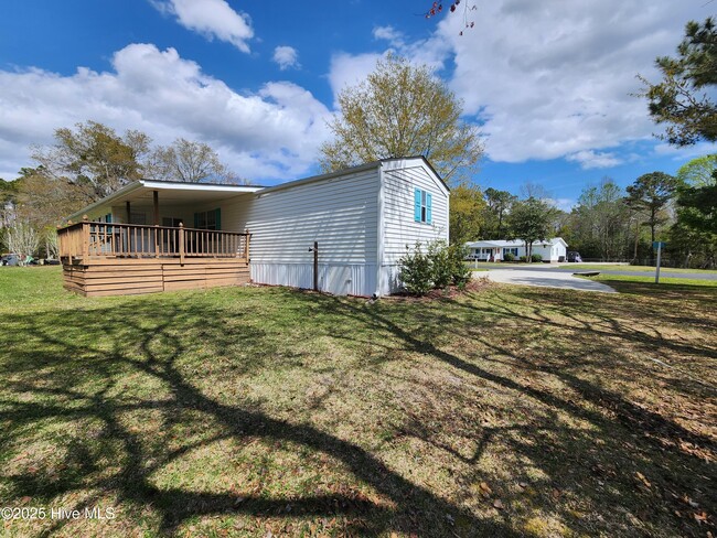Building Photo - 508 Ocean Spray Dr