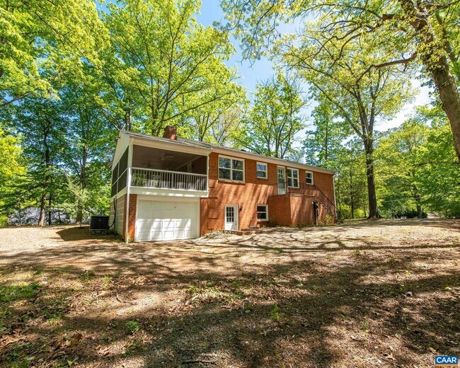 Building Photo - 337 Carrsbrook Dr