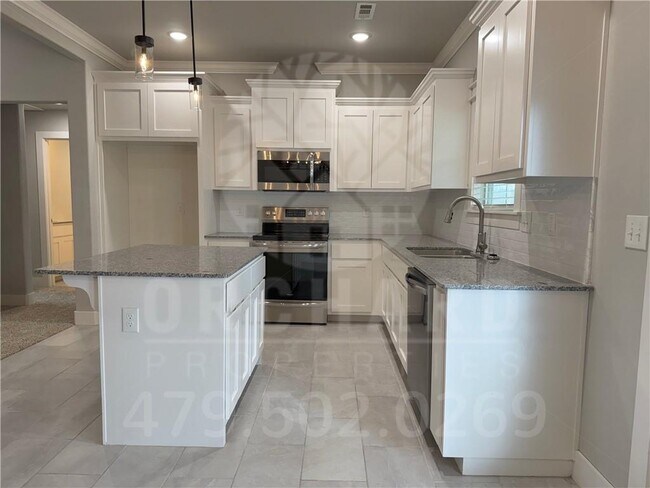 Building Photo - 34 Dirleton Dr