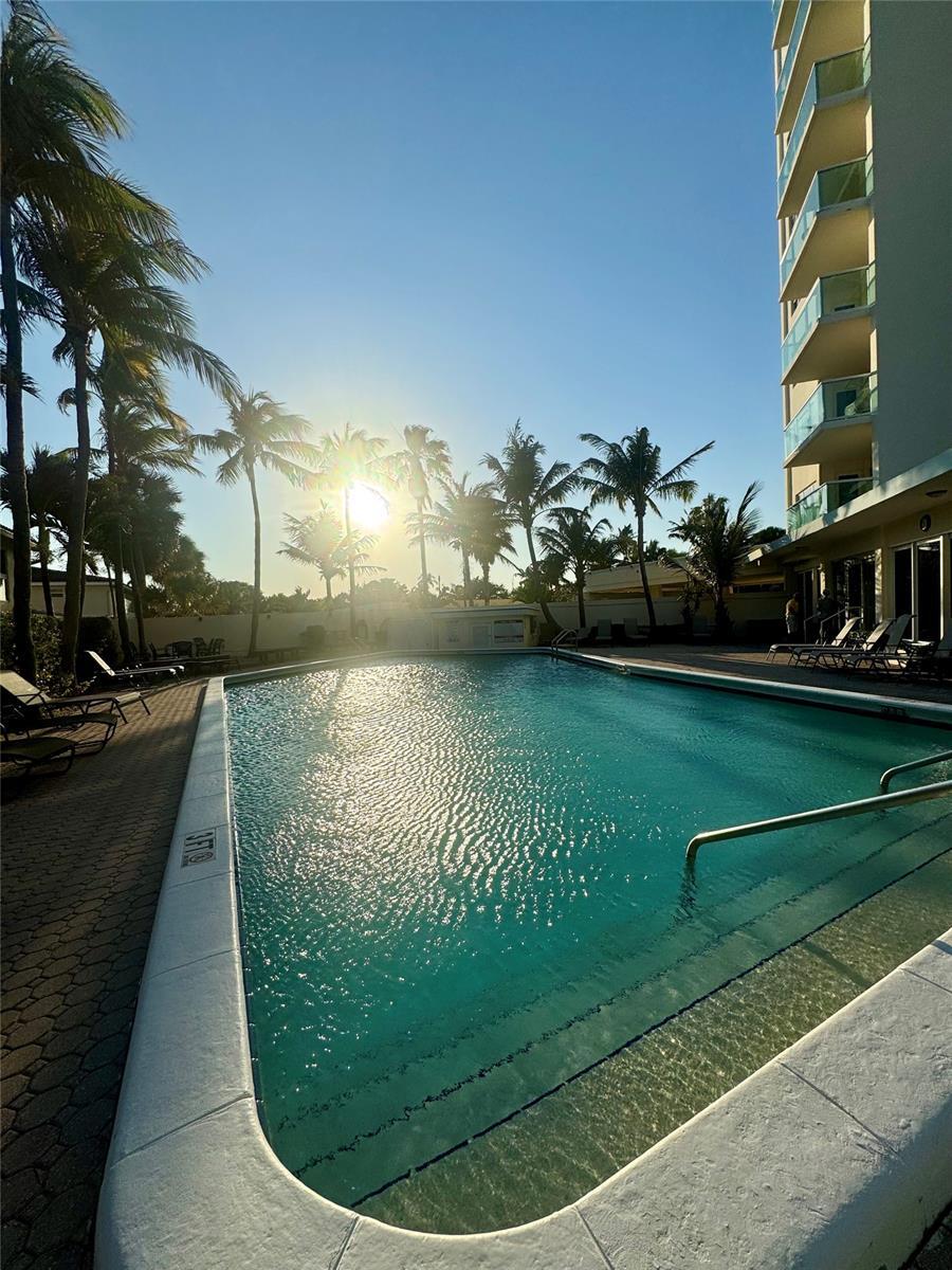 Building Photo - 6000 N Ocean Blvd