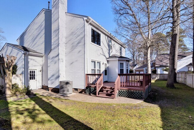 Building Photo - Great Corner Lot in Kiln Creek