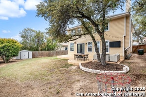 Building Photo - 15810 Redwoods Manor