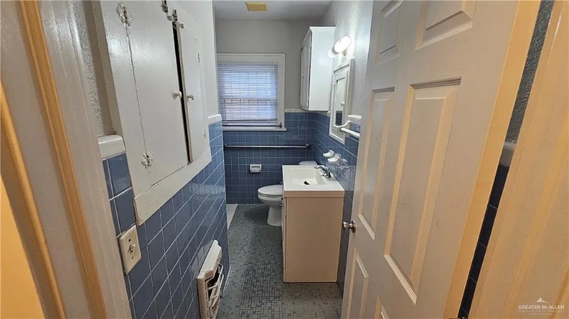 Building Photo - 1215 N 15th St