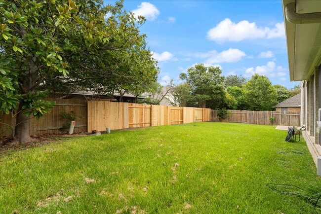 Building Photo - 1414 Dapplegrey Ln