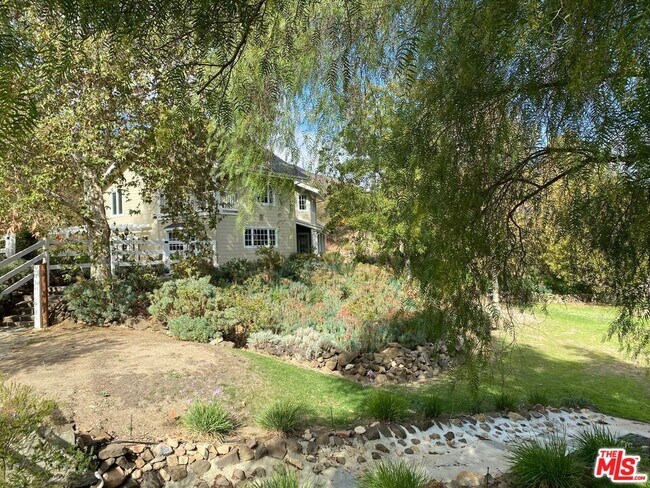 Building Photo - 30550 Mulholland Hwy