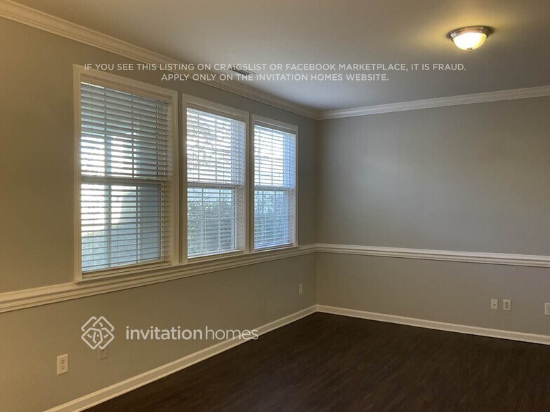 Building Photo - 219 Coalyard Dr