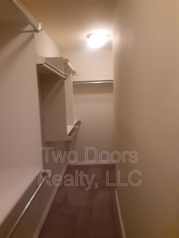 Building Photo - 3901 Ashley Terrace