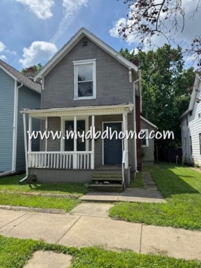 Primary Photo - 949 Home Ave