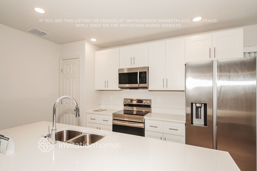 Building Photo - 9 Port Echo Pl