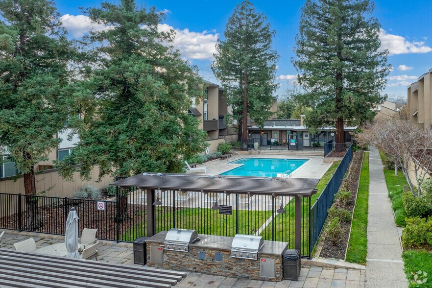 Terrace Apartments 111 Cleaveland Rd Pleasant Hill CA 94523