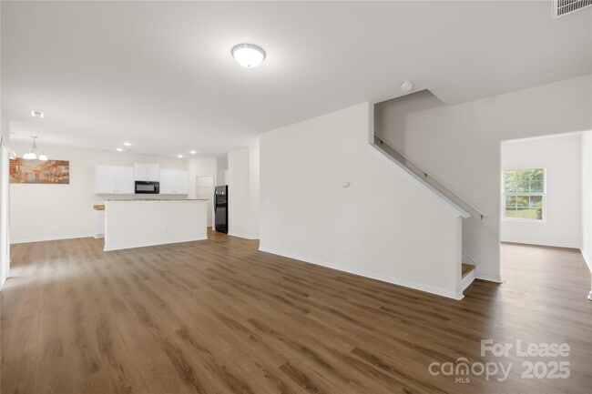 Building Photo - 6329 Marquam Pl