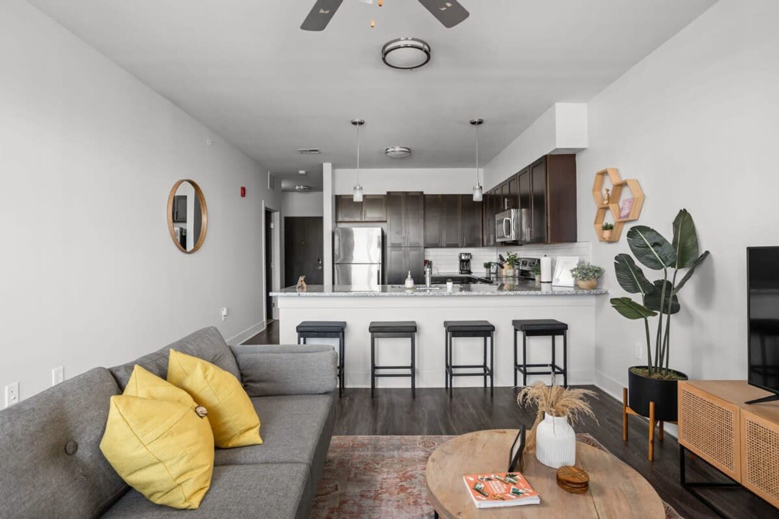 Building Photo - 8506 Westfield Blvd