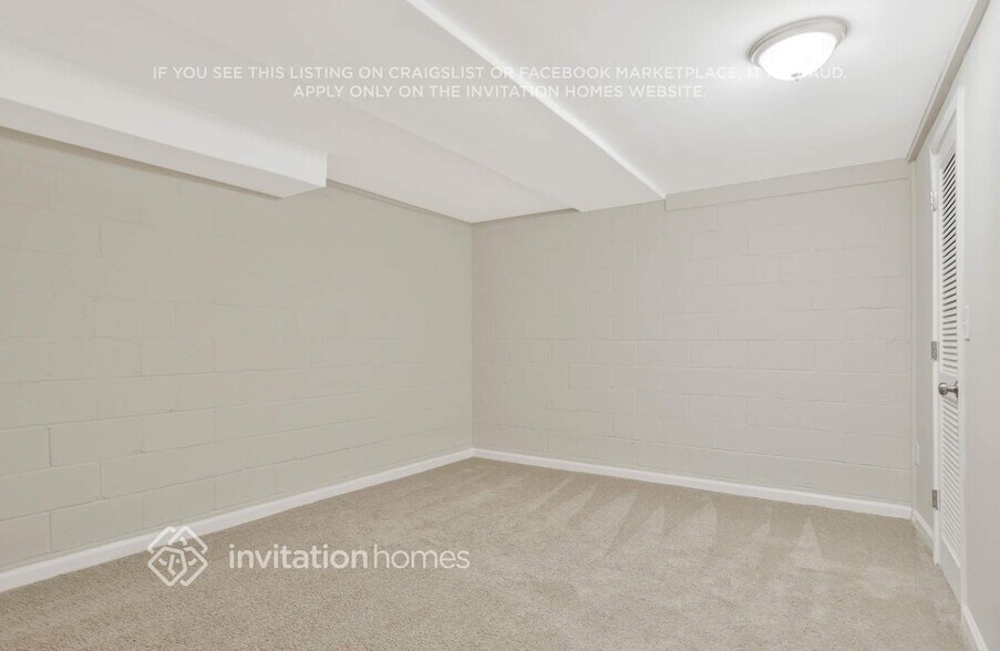 Building Photo - 2527 Sandtown Rd SW