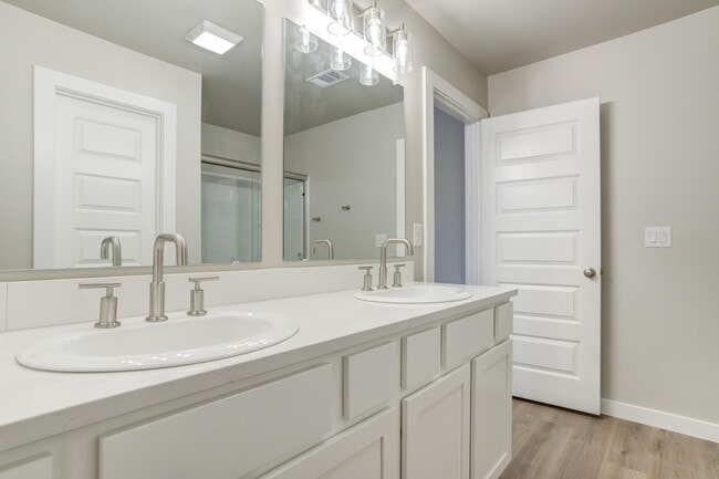 Building Photo - 13210 Sherman Ave