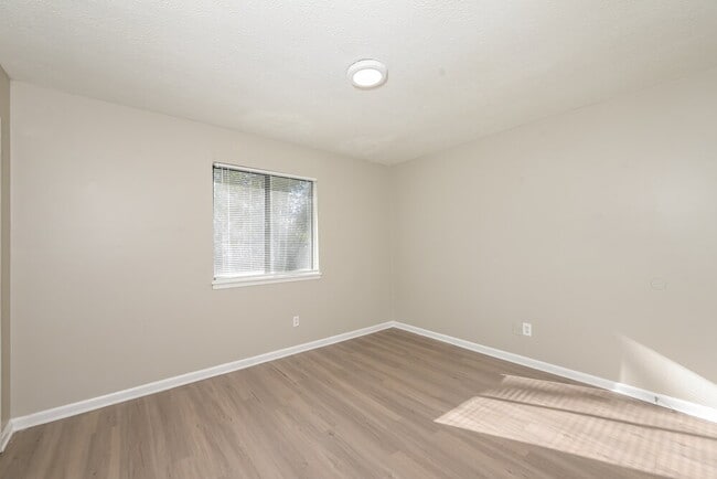 Building Photo - 4691 Big Valley Ct