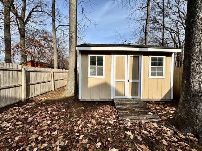 Building Photo - A Beach Borough Home Available NOW! Pet Fr...