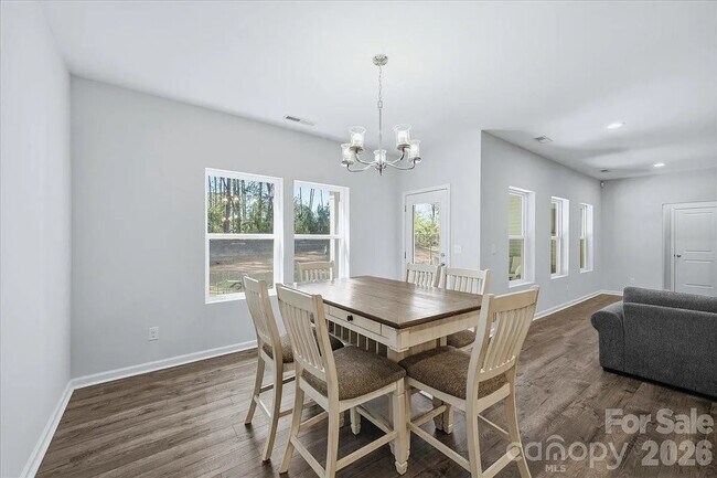 Building Photo - Single Family Home