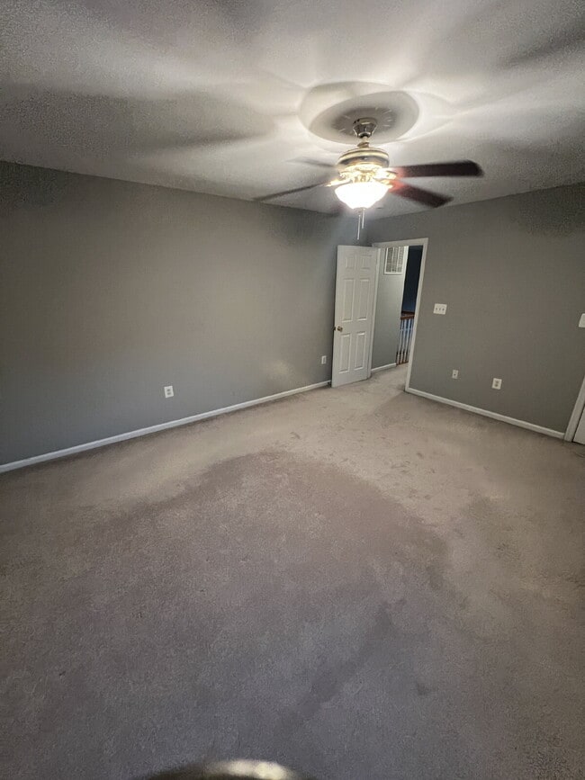 Building Photo - Move-in Special: HALF OFF off of the first month's rent! Stunning 4-5 Bedroom Home for Rent in En...