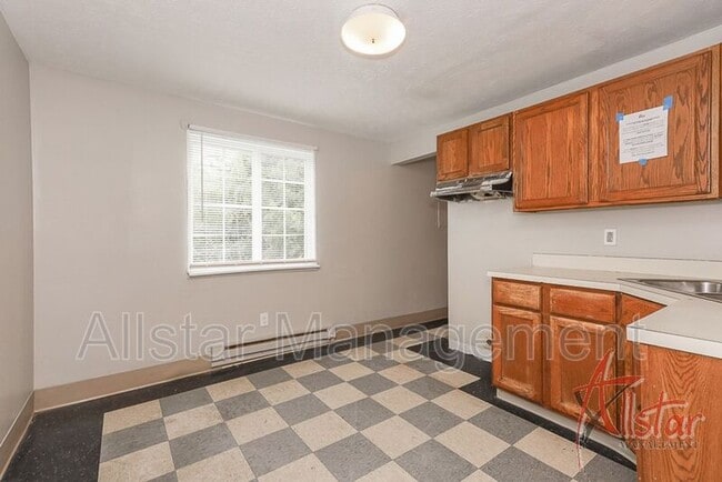 Building Photo - 1321 Massachusetts Ave