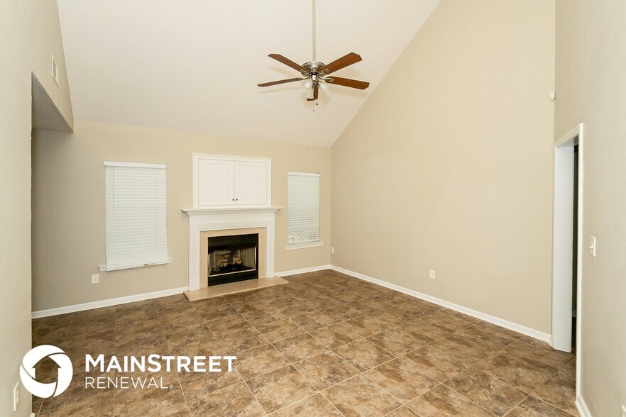 Building Photo - 601 Meriweather Dr