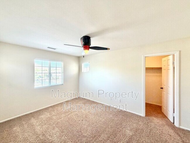 Building Photo - 33517 Cedar Creek Ln