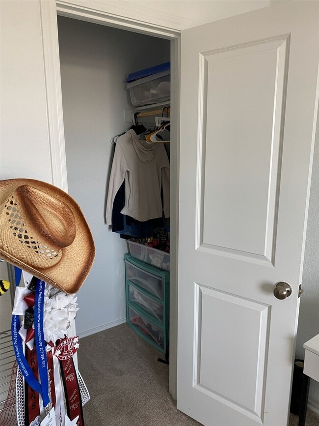 Building Photo - 252 Tugboat Annie Wy