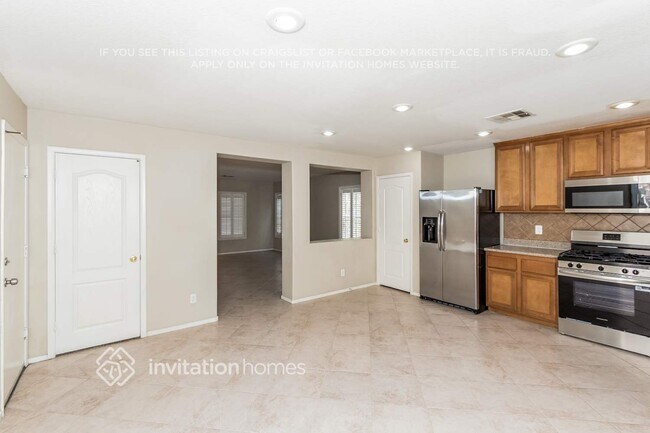 Building Photo - 4535 Pommerelle St