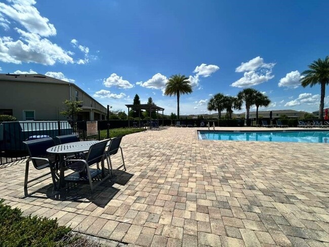Building Photo - 471 Arbor Lakes Dr