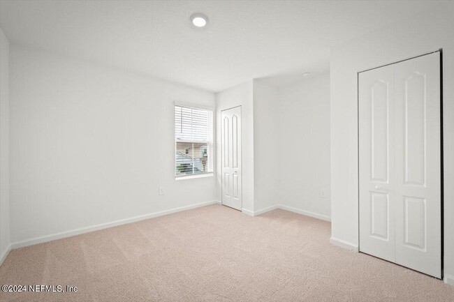 Building Photo - 38 Tidal Bch Ave
