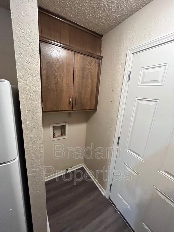 Building Photo - 5979 E 25th Pl