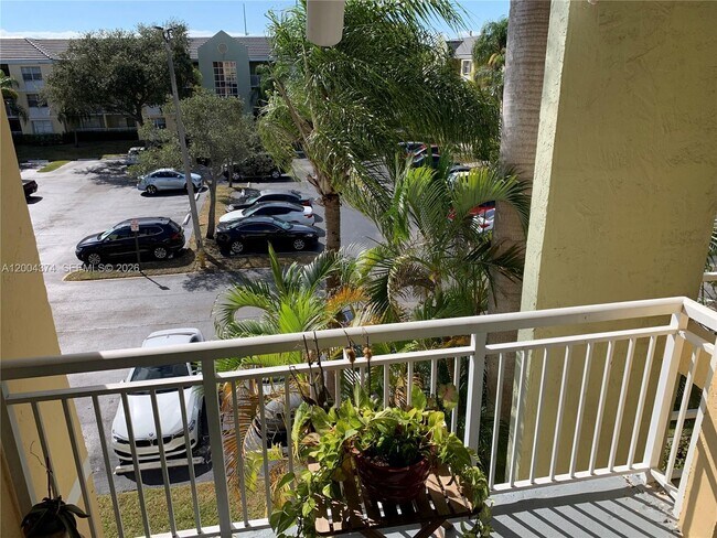 Building Photo - 8660 SW 212th St