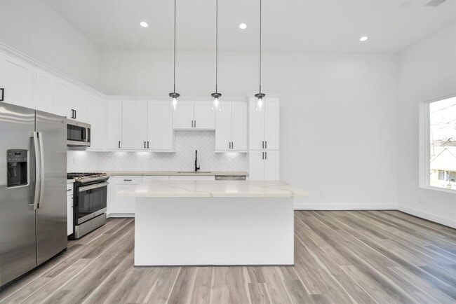 Building Photo - 1507 Robin St