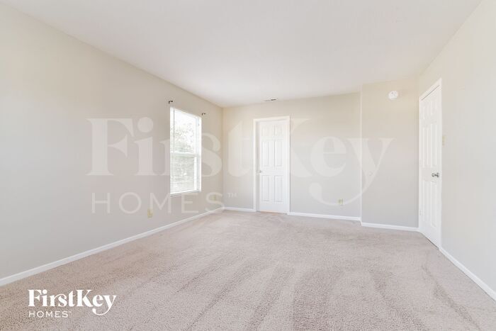 Building Photo - 723 Sedgewick Ln