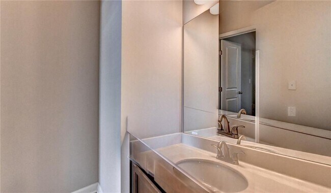 Building Photo - 2409 Ivy Meadow Ln