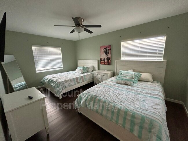 Building Photo - 12731 82nd Avenue N