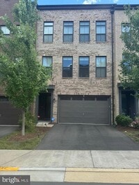 Building Photo - 42359 Piper Crk Ter