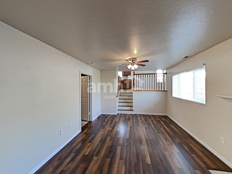 Building Photo - 2056 N 850 W