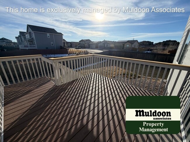 Building Photo - Newer build ready to move in!