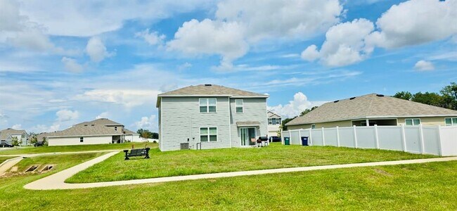 Building Photo - 17241 NW 176th Dr