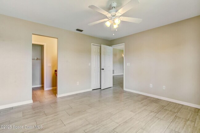 Building Photo - 6921 Mulberry Ct