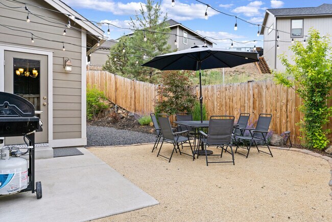 Building Photo - 60999 SE Geary Dr