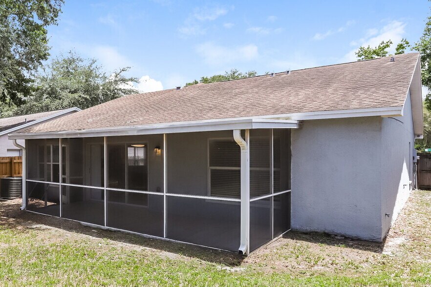 Building Photo - 1138 Hardwood Dr