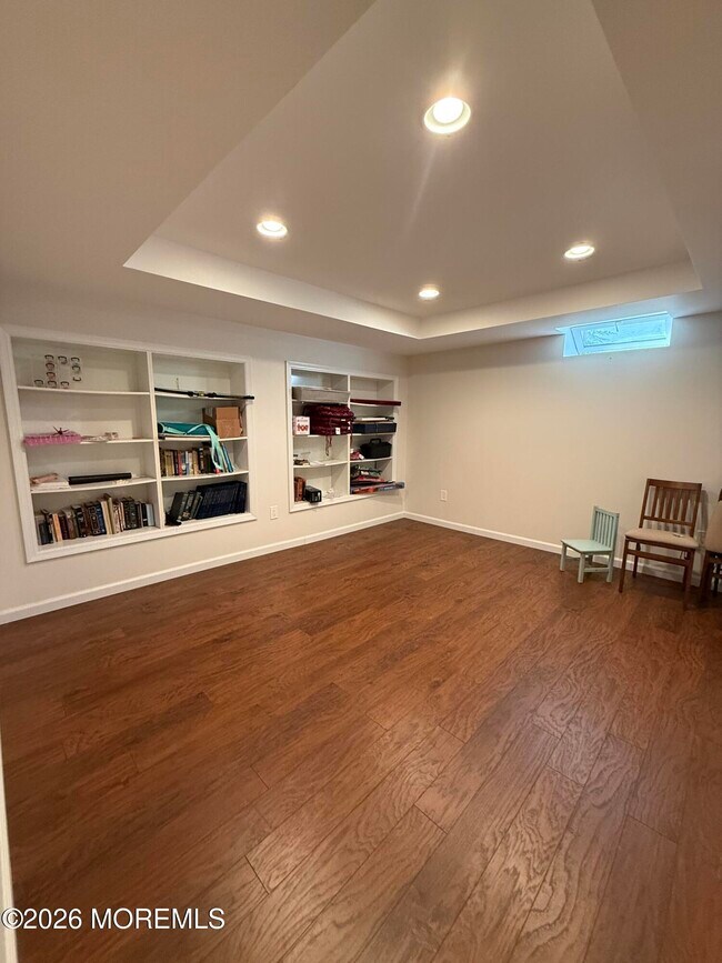 Building Photo - 8 Bennett Ct