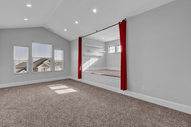 Building Photo - Luxury North Salt Lake Home with Mountain Views, Office & Fully Fenced Yard
